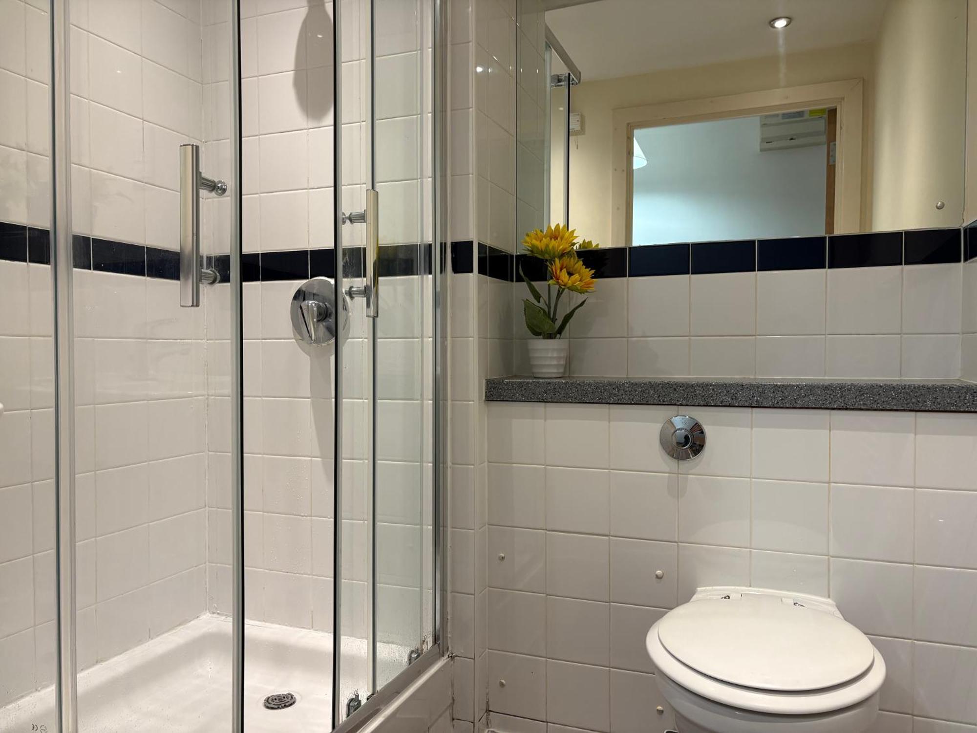 Flat At Center & Steps Away From Broad Street - Icc Apartment *