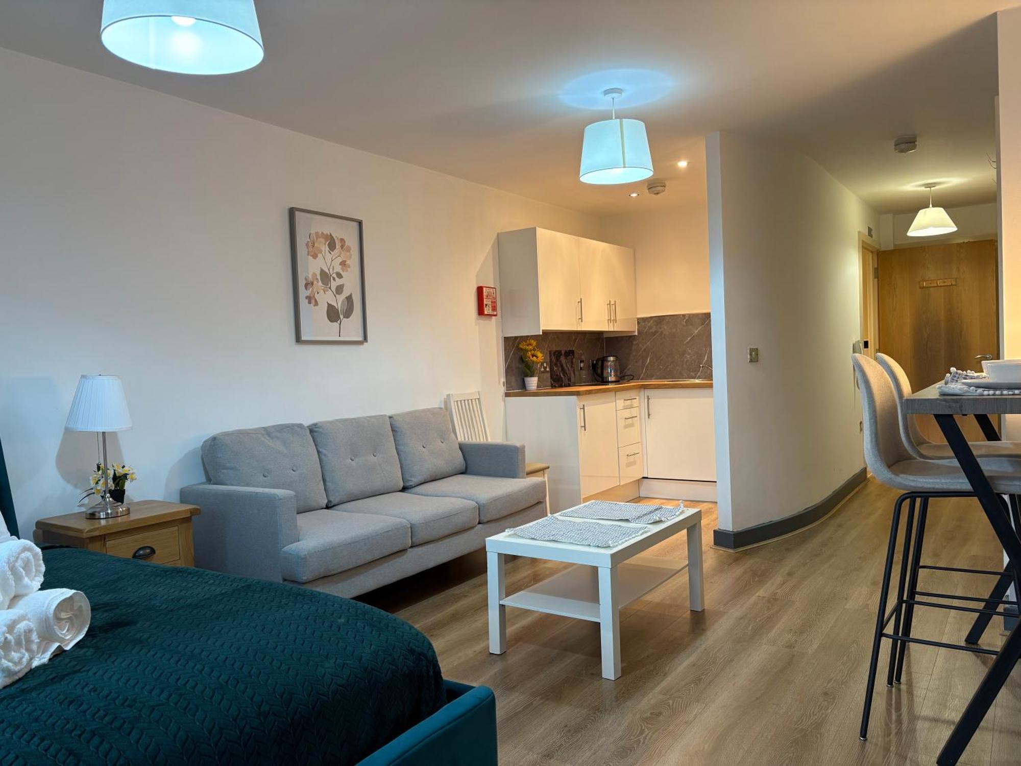 Flat At Center & Steps Away From Broad Street - Icc Apartment